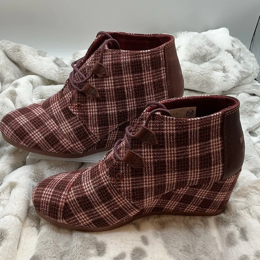 Toms wedge size